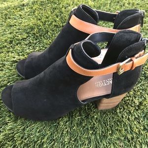 Reaction Kenneth Kole Open Toe Booties